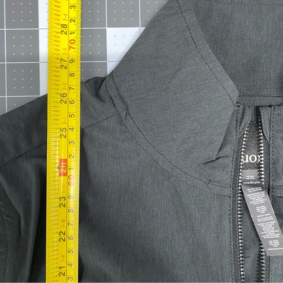 Vuori Men's Venture Track Jacket Medium - Picture 7 of 8